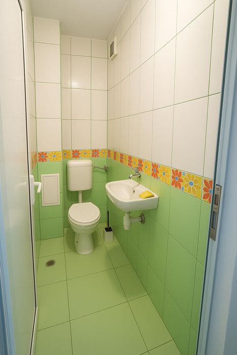 Дава се под наем Тристаен апартамент в Пловдив, Център - 100 кв.м за 433.5 € - Снимка #4