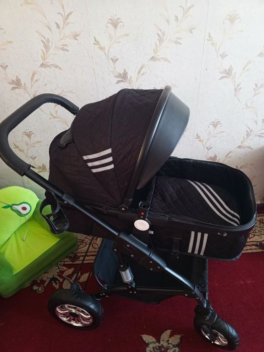 Продам коляску детскую