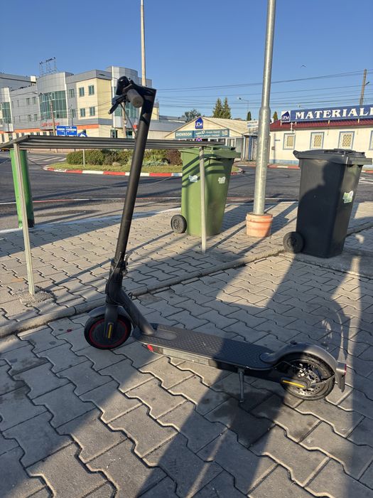 vand  Xiaomi Mi Electric Scooter 1S