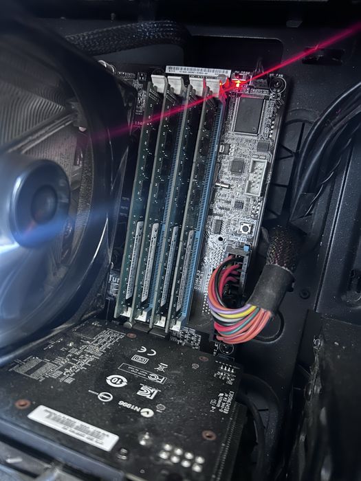Vând ASUS P7P55D PRO + i7-860 + 16 GB RAM se vand si separat