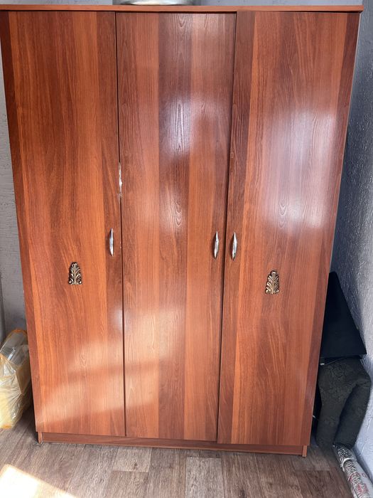 2 шкафа за 30.000