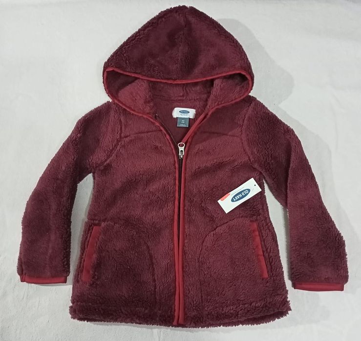 Новые фирменные кофточки для мальчиков