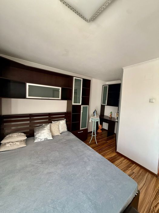 Inchiez casa cu 4 dormitoare