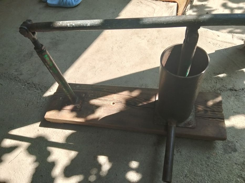 Продам шприц для колбасы, казы, сосисок, ручная работа