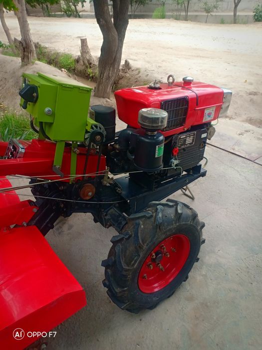 zubr mini traktr