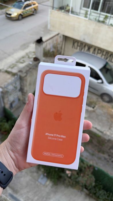 Оригинален Apple Силиконов калъф с MagSafe за iPhone 17 Pro Max – Terra Cotta
