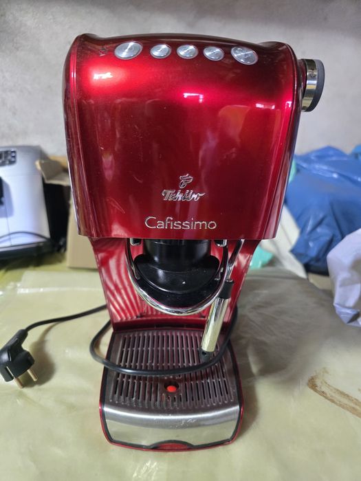 Кафемашина Tchibo Cafissimo Classic – червена