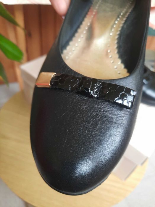 Дамски обувки нови естествена кожа