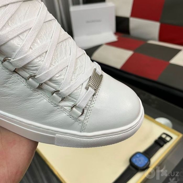Balenciaga Arena