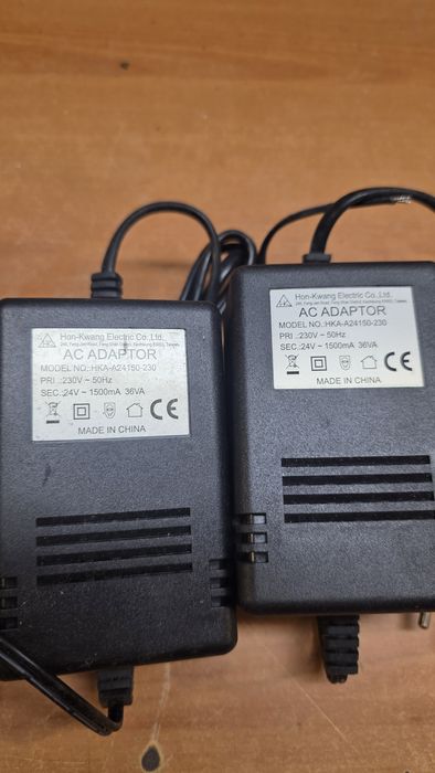 Alimentator 24Vca / 1500mA nou