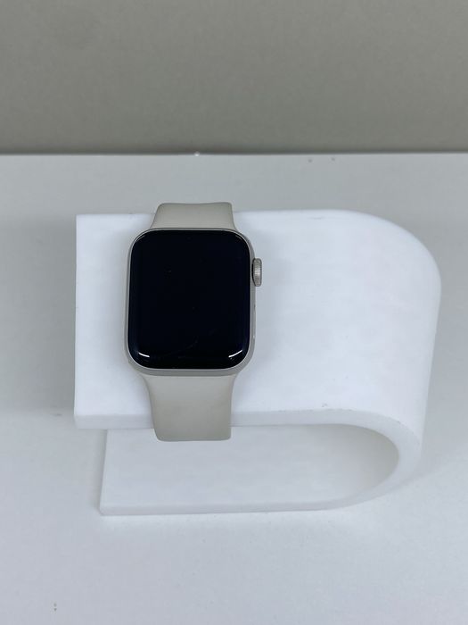 Ломбард Белый Актобе, Apple Series SE 40 mm