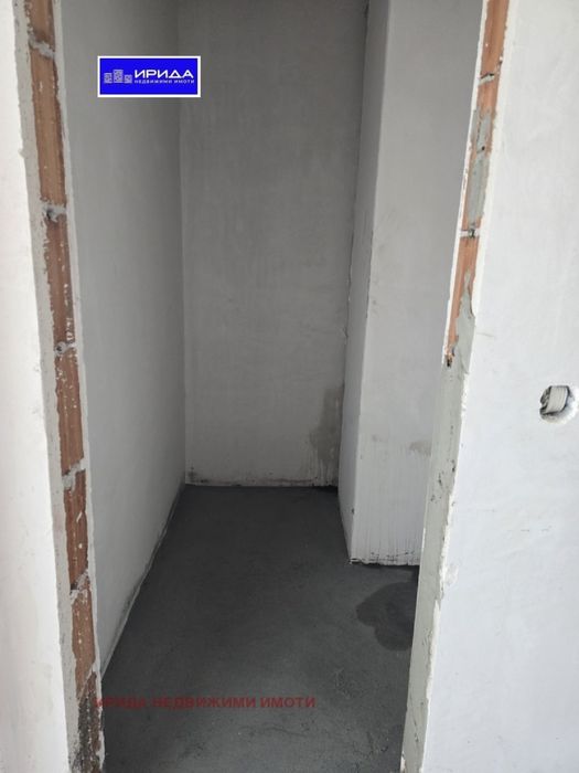 Просторен тристаен апартамент в Младост 4 с АКТ 14!