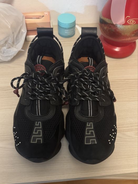 Versace Chain Reaction