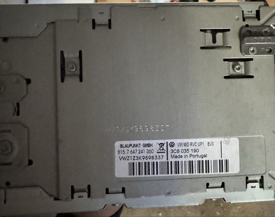 Фабрична мултимедия за VW - RCD 510