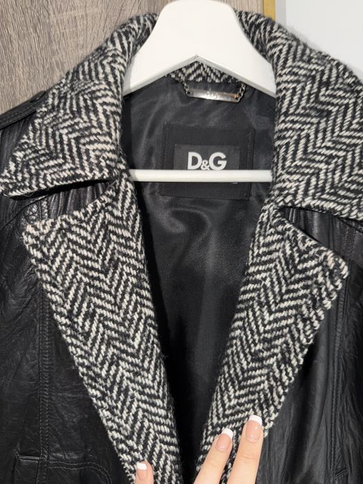 Кожаная куртка Dolce&Gabbana,плотный и теплый материал