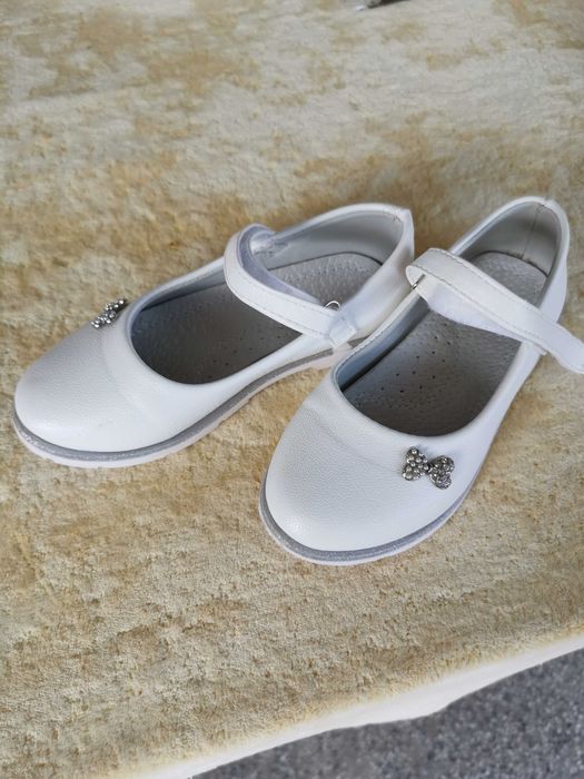 Детски   обувки                           .