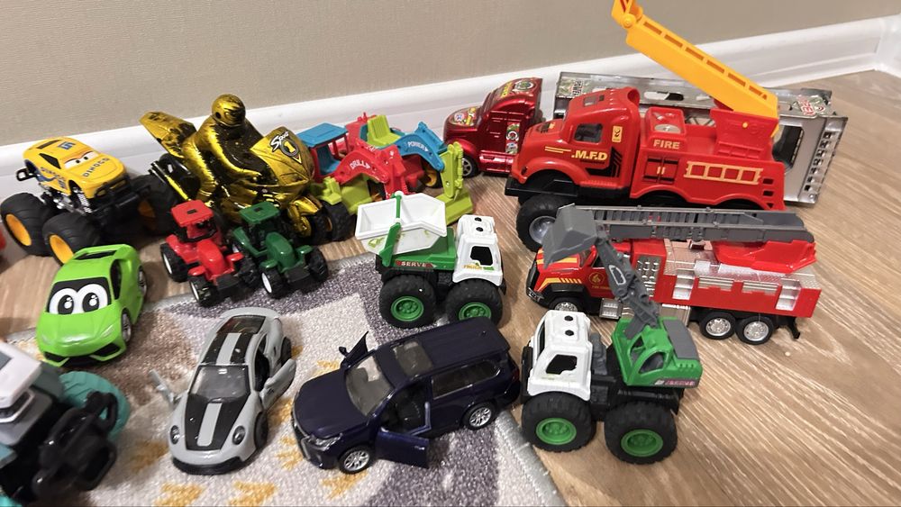 Игрушки детские Машинки техника и пр