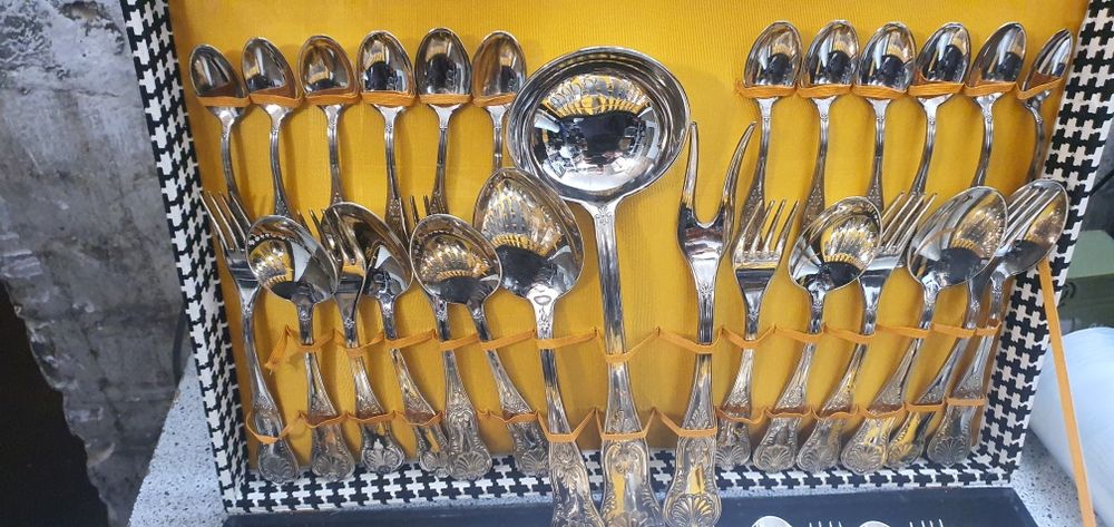 Италиански комплект посребрени прибори SUPER INOX