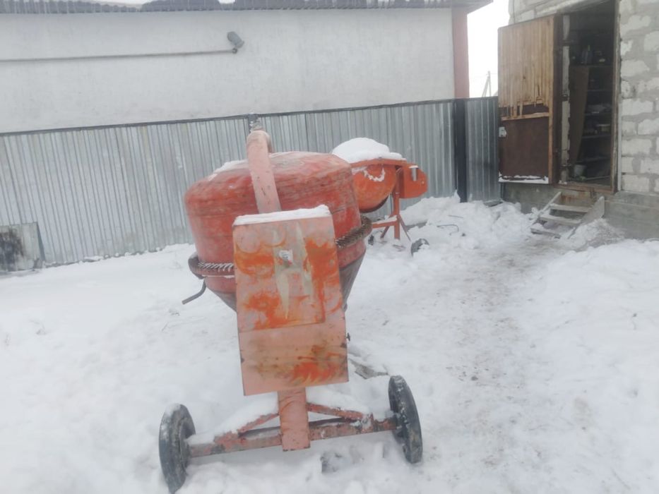 Продам бетономешалку