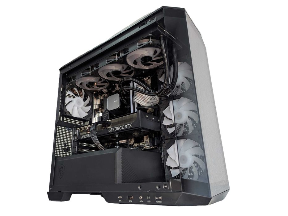 PC Gaming Ryzen 7 9700X, RTX 5070 12GB OC, 32GB DDR5, 1TB SSD+Garantie