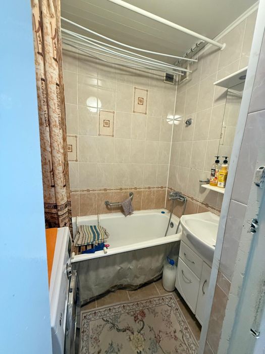 Продам 3 комн квартиру в центре