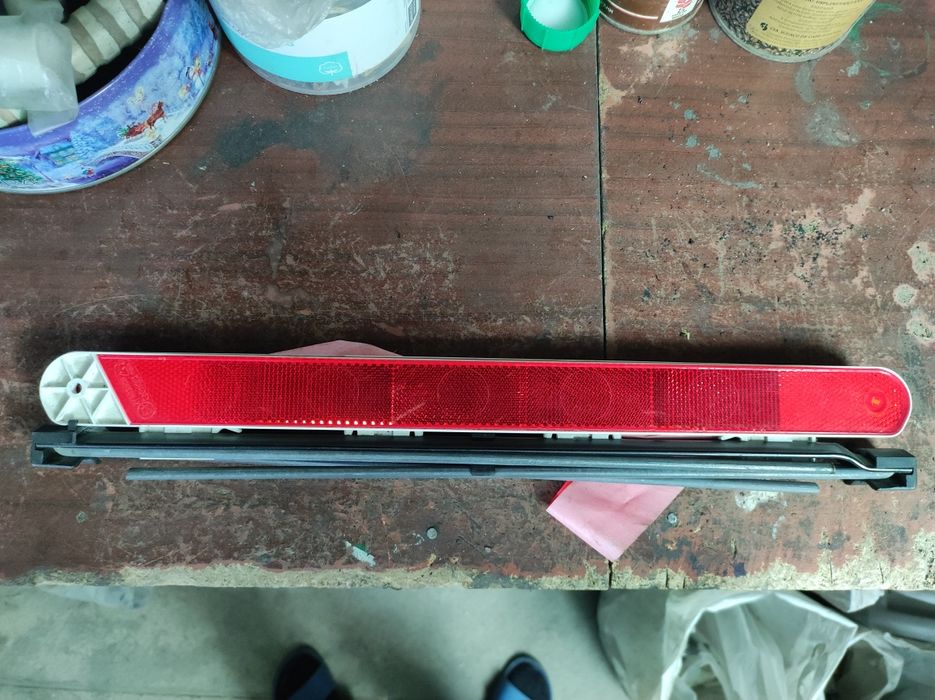 Аварийный знак для авто