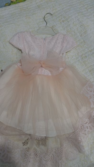 Роскошное праздничное платье для маленькой принцессы!