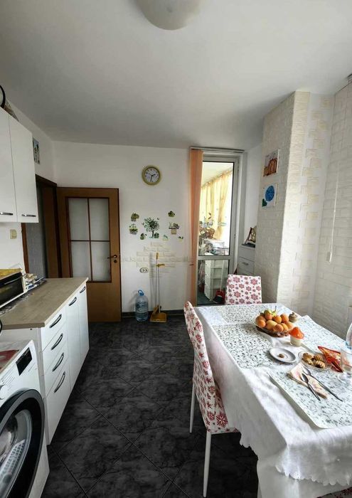 Продава се Тристаен апартамент в Разград, Стефан Караджа - 92 кв.м за 1220 €/кв.м - Снимка #12