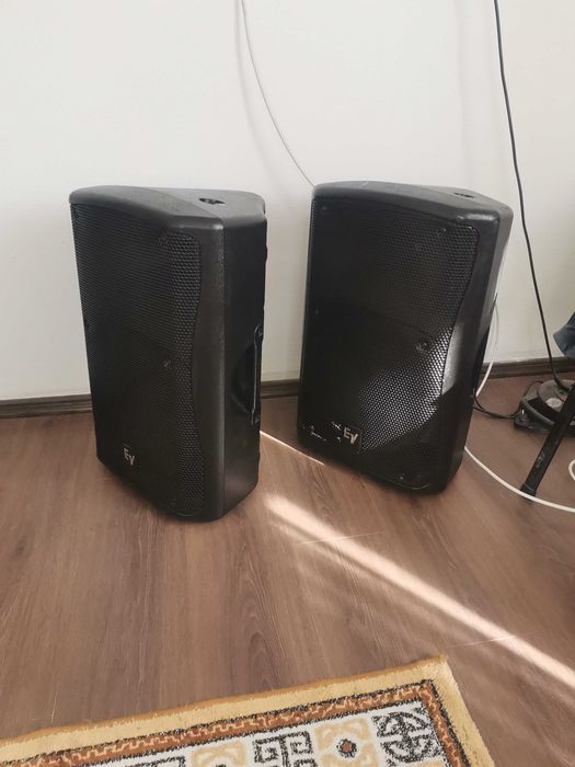 2 boxe ElectroVoice pasive ZX3-90 de 600 rms bucata
