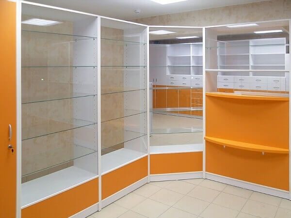 Apteka mebel buyurtma zakaz asosida dorixona uchun polka vitrina gpp
