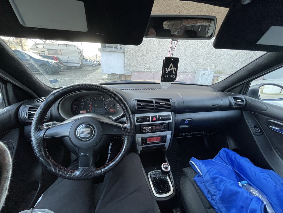 Seat leon  1.9 tdi 3800€