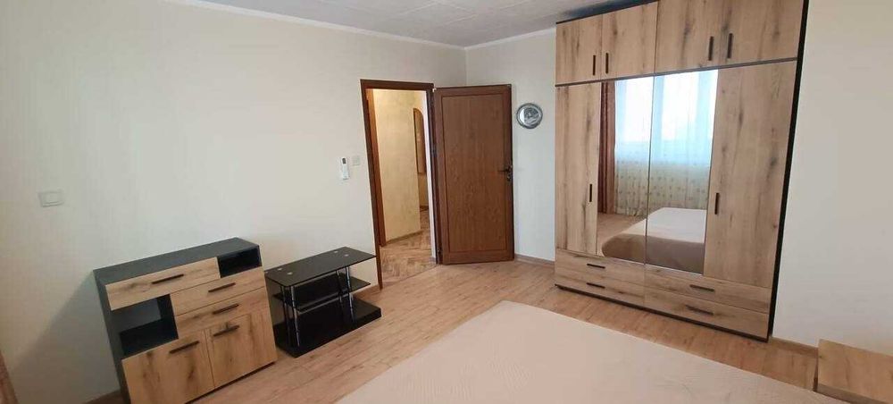 Дава се под наем Тристаен апартамент в София, Младост 2 - 74 кв.м за 700 € - Снимка #2