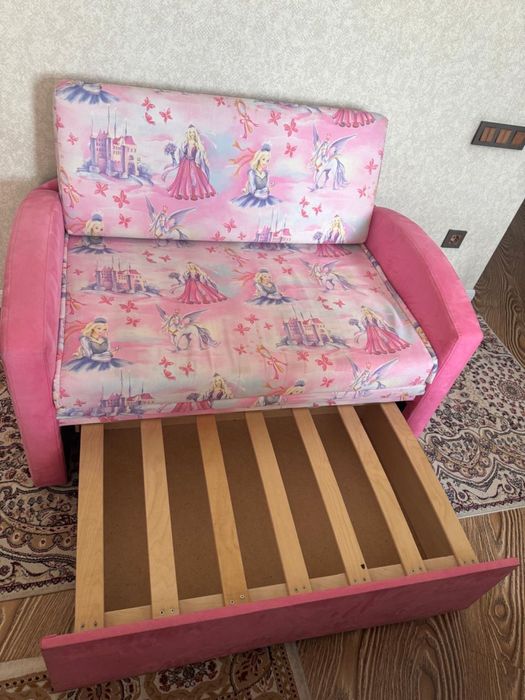 Продам детский диван кровать