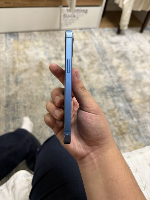 Продам iphone 13 256gb