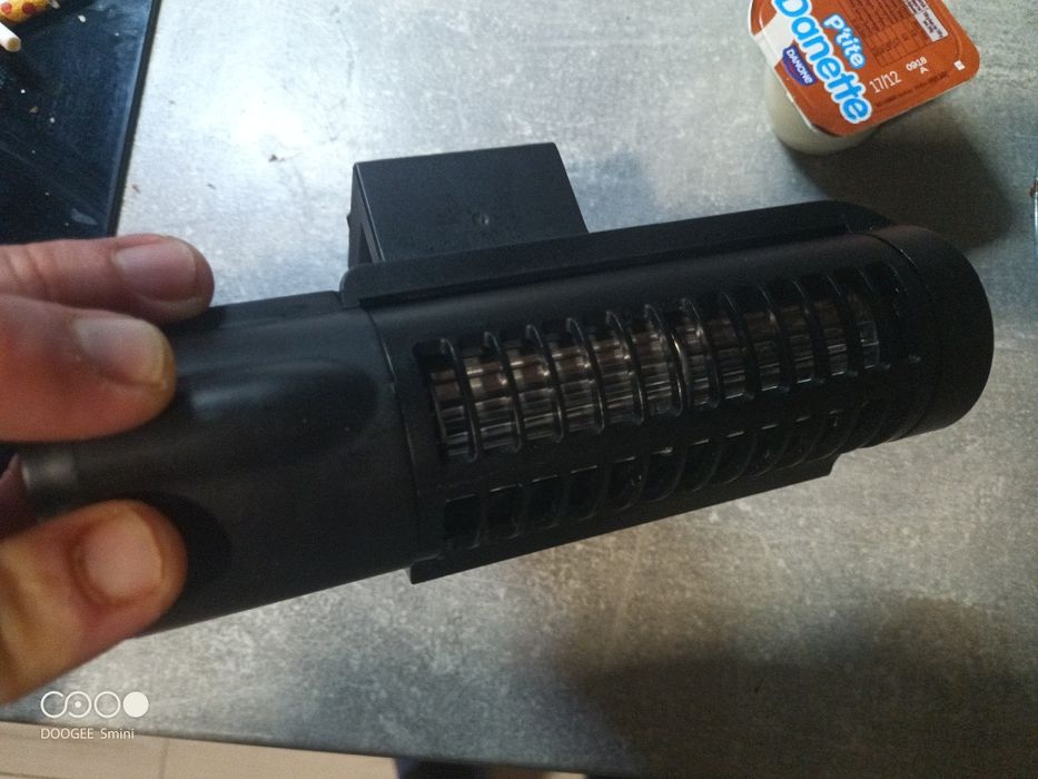 Червеи помпа филтър вентилатор охладител  фигурка буда аквариум fluval