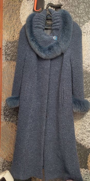Зимнее пальто букле