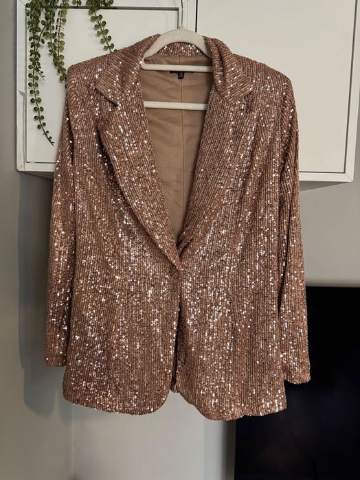 Сако с пайети за повод Fashion nova официално