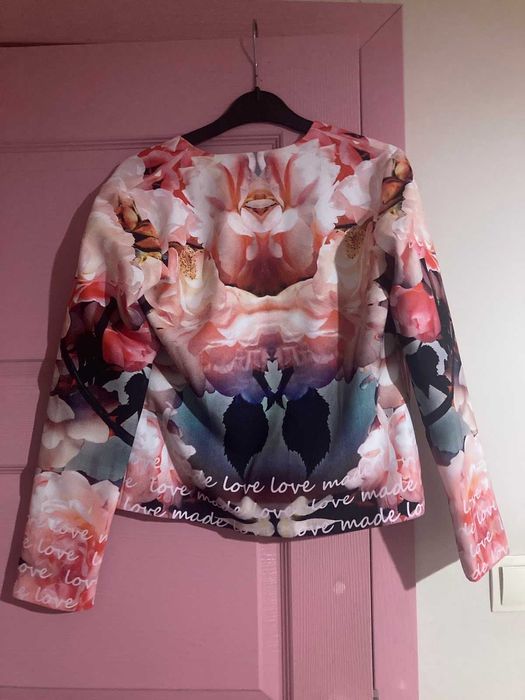 Официални рокли, тоалети за повод и за първи учебен ден