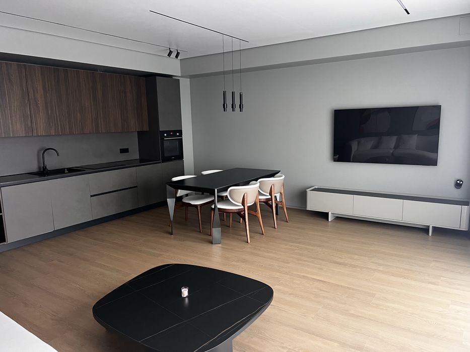 De vanzare/ de inchiriat apartamente in centrul orasului Pitesti