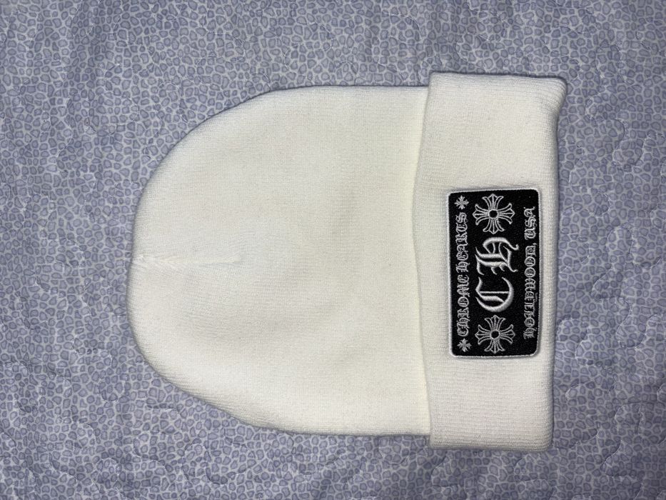 Caciula Chrome Hearts