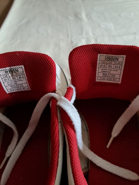 " ASICS "  H900N ( 43,5 )