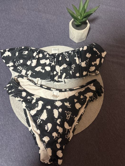 Дамски бански различни видове