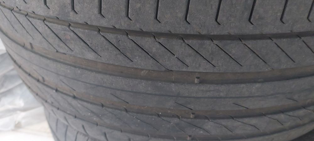 2 set Anvelope  295 35 21 si 245 45 19