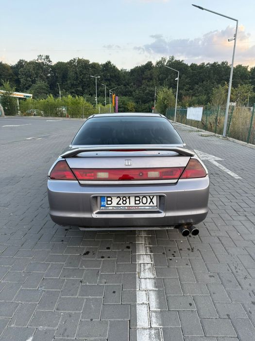 Honda accord coupe 2000