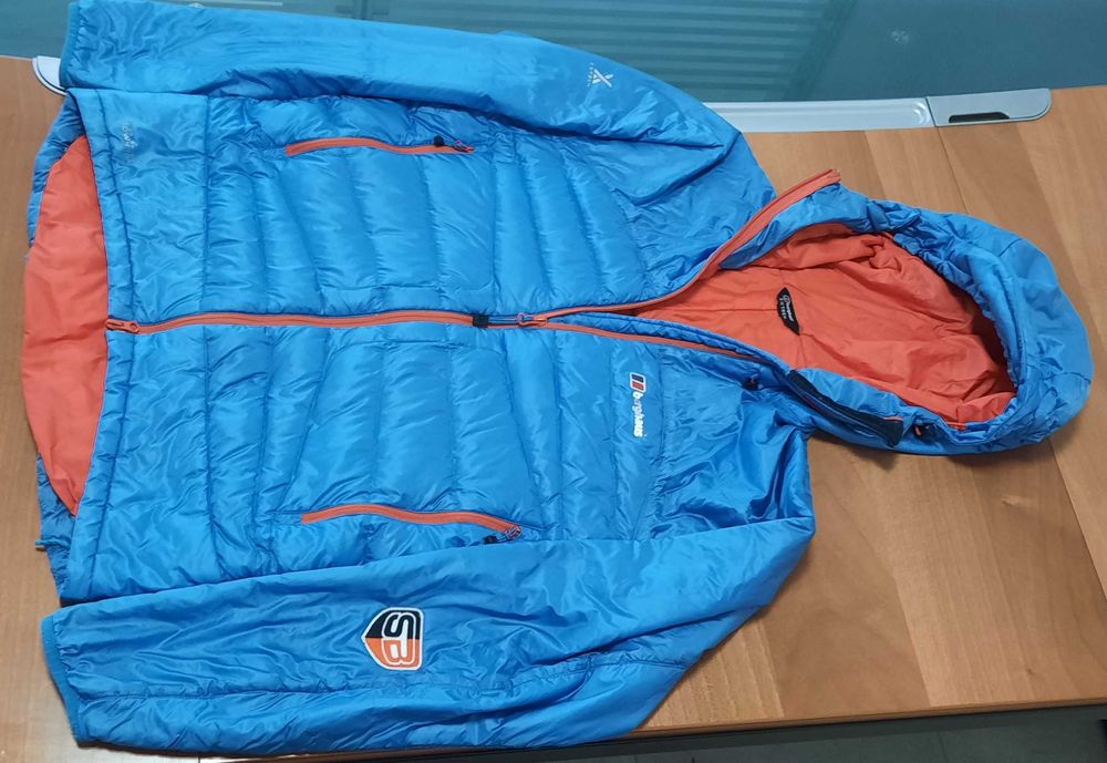 Berghaus Extrem down 700