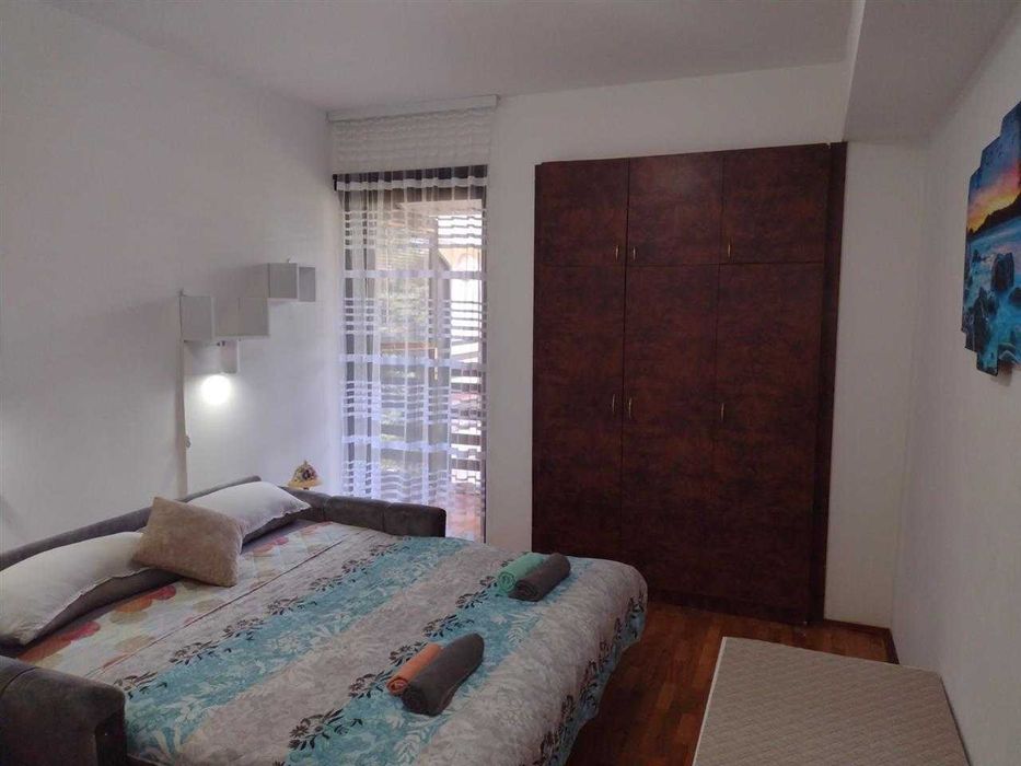 Дава се под наем Многостаен апартамент в Пловдив, Изгрев - 126 кв.м за 464.1 € - Снимка #3