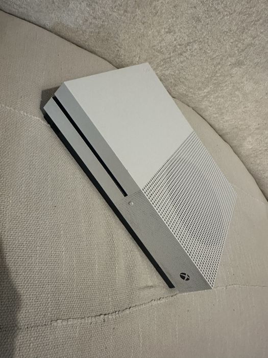 Xbox one s 1 TB