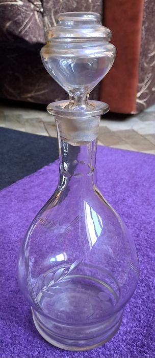 Carafa pentru vin sau otet