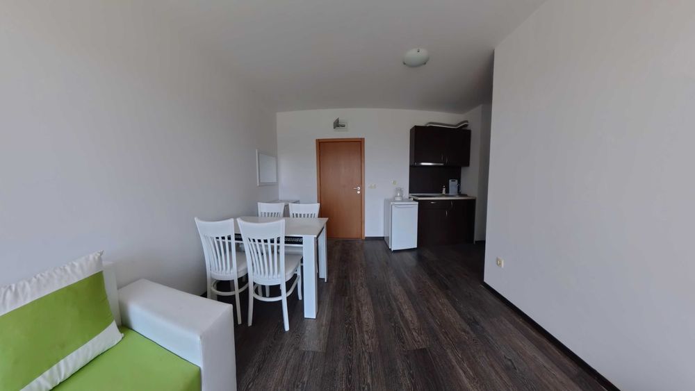 Обзаведен двустаен апартамент с басейн в Sunny View Central – 800 м до плажа – Слънчев бряг