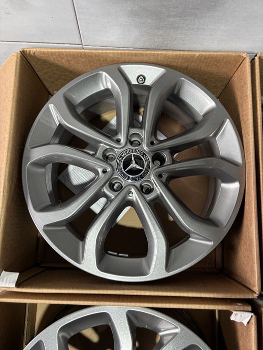 Jante Mercedes C Klasse W205 S205 Coupe W204 A B CLA Vito V W447 R17